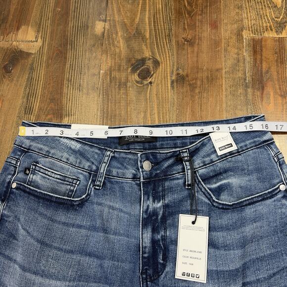 NWT JUDY BLUE Jeans JB8288-JS MD Flare Fit Leg Denim High Rise Sz 14 Medium Blue - Picture 3 of 5